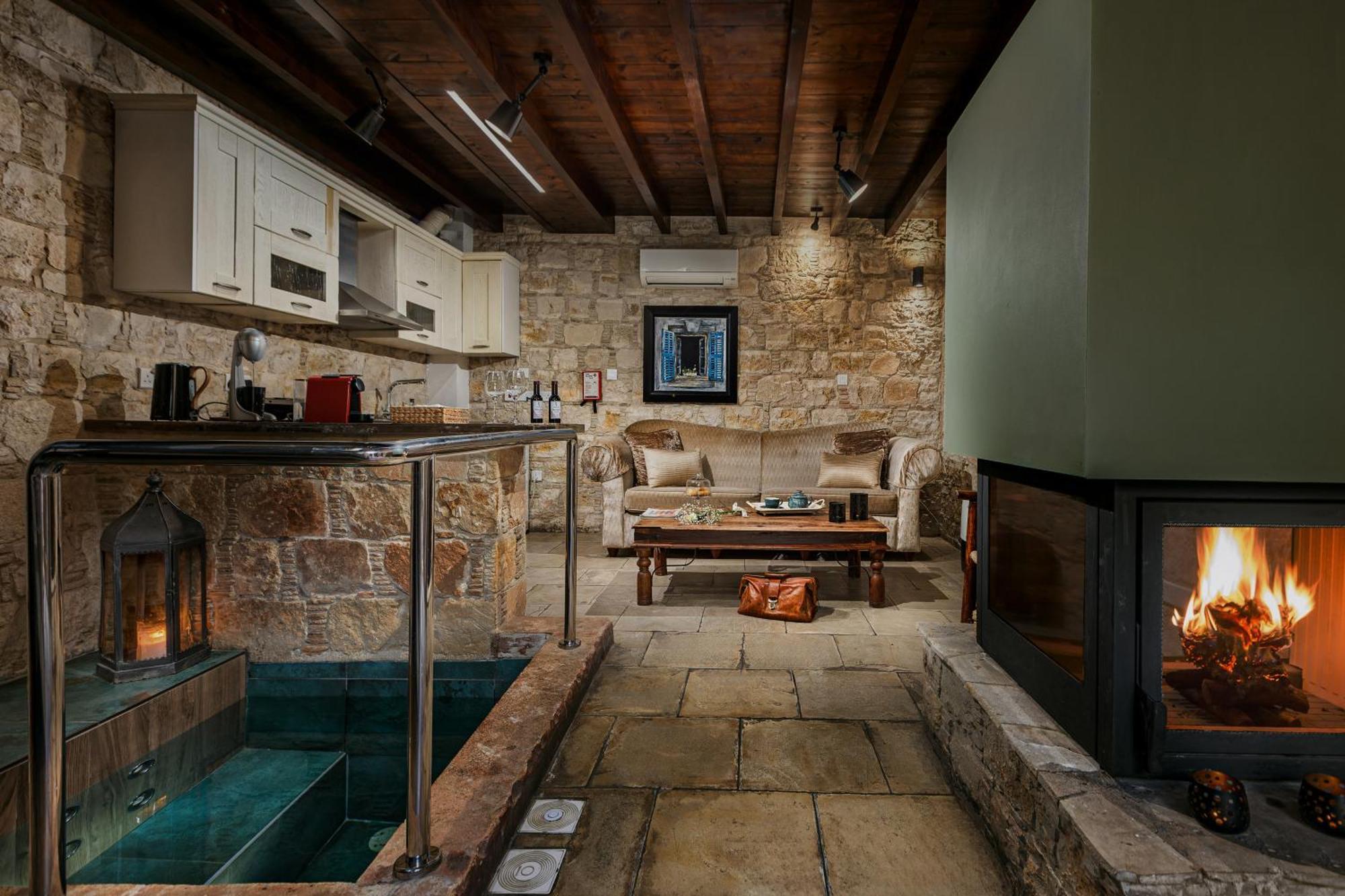 Oinoessa Traditional Boutique Country house Lofou